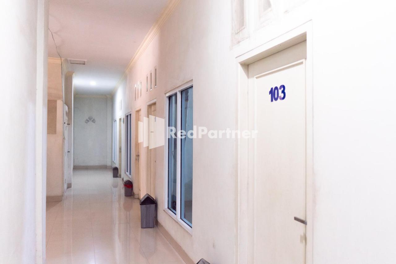 Wisma Aini Syariah Mitra Reddoorz Bandar Lampung Ngoại thất bức ảnh