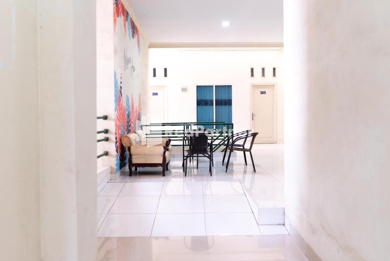 Wisma Aini Syariah Mitra Reddoorz Bandar Lampung Ngoại thất bức ảnh
